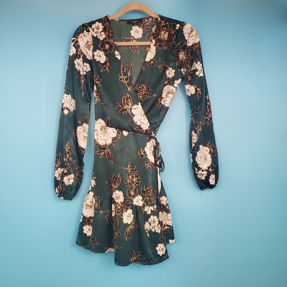 Lulus Wrap Dress Size XS Floral Green